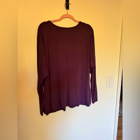 NEW Universal Standard Elea Liquid Jersey Top Purple Size 18/20 Medium 2X NWT - Picture 5 of 7